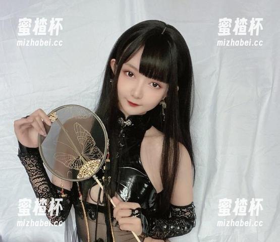 51酱 我说51酱的肉丝眼镜娘写真,不会是为了让我们多看几眼吧,不行!