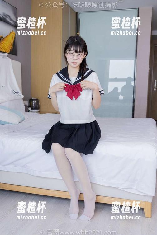 BoBoSocks袜啵啵-小沫 BoBoSocks袜啵啵 - 图集里有多少小熊?小沫的超长玩偶剧情,这根本停不下来!