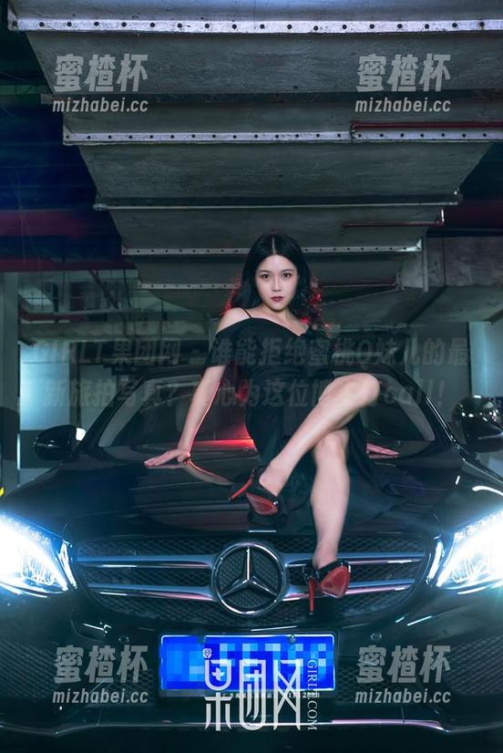 GIRLT果团网-蜜桃Q妹儿 GIRLT果团网 - 谁能拒绝蜜桃Q妹儿的最新旅拍写真?真心为这位博主打call!