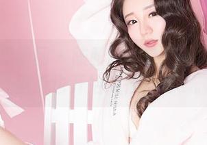 GIRLT果团网 - 陈雅漫：这三张夏日美图让壁纸也开始流行夏装了。