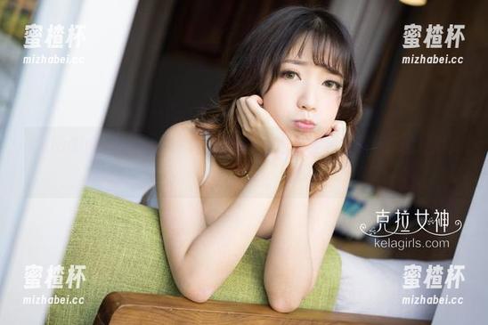 KelaGirls克拉女神 - 再聊那些美图：婇妮和她超模级的长脚夹趾鞋