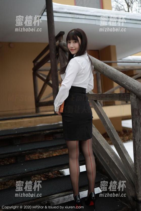 MFStar模范学院-Emily顾奈奈酱 MFStar模范学院 - Emily顾奈奈酱的学妹写真,在线细腻到让人想直呼“哇”