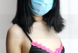 ROSI的黑色长筒丝袜套图正好好，适合从家里的沙发到别人家沙发的万能鞋！