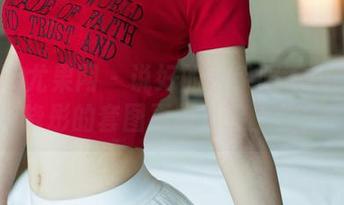 UGirls尤果网 - 说好的水手服不纠结？谭晓彤的套图更新直接上船！