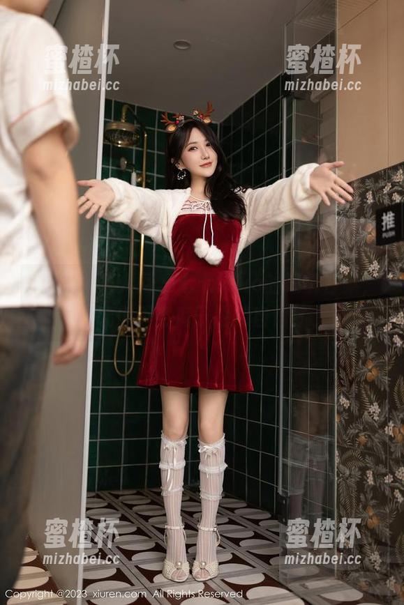 Xiuren秀人网-七七kiko Xiuren秀人网 - 七七kiko的短裤合集,让你不穿裤子也能自信!