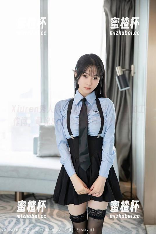 Xiuren秀人网-司妃SL Xiuren秀人网 - 慵懒的午后,机智的工作间,司妃SL办公室写真集分享来了!