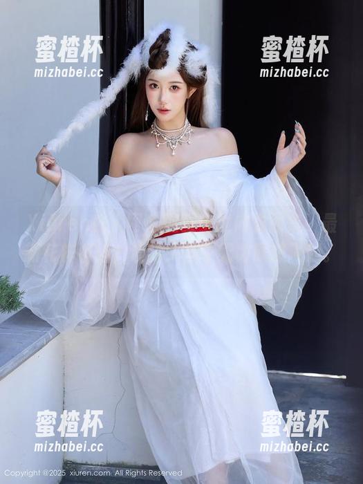 Xiuren秀人网 - 蛋蛋宝的内衣图集，最新花样不停，让我头脑中无数联想飞起。