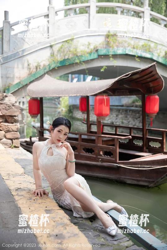 Xiuren秀人网 - 新歌新舞步，却和谢忱倬的圣诞写真图册有点冲突？