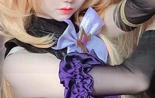 sally dorasnow多啦雪在线窥探:牛仔裤的神奇紧致效果高清呈现