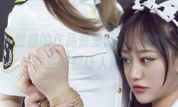 丽柜 - 甜甜的作品集里藏的“秘密”，每次更新都让人捧腹。