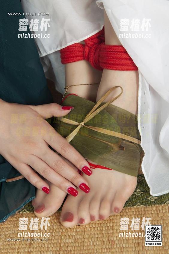 丽柜-甜甜 丽柜 - 你看过甜甜的短裤合集吗?我保证你会留连忘返(好嘛,真的没夸张)。