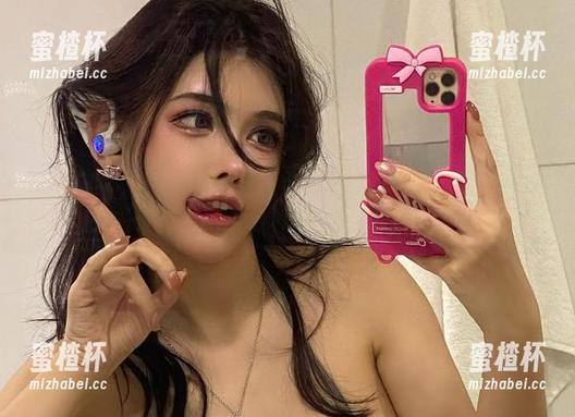 于芷晴 微密圈 - 于芷晴镜头下的学妹,真的有点…抽须了,写真作品好有意思呀!