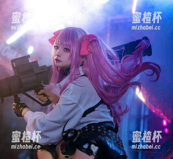 在网盘翻找伊喵_Master蕾丝写真，发现了一场迷人的误会！