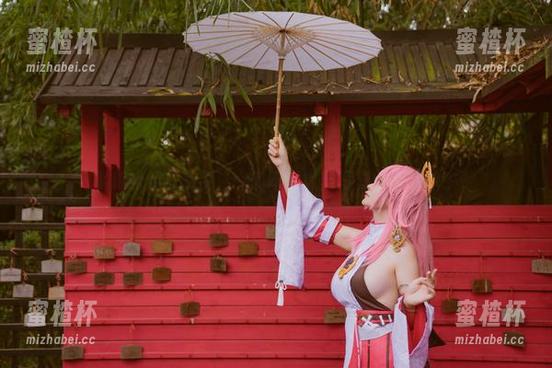 前羽_rr 嶙峋身姿!前羽_rr的不知火舞写真促销下单中