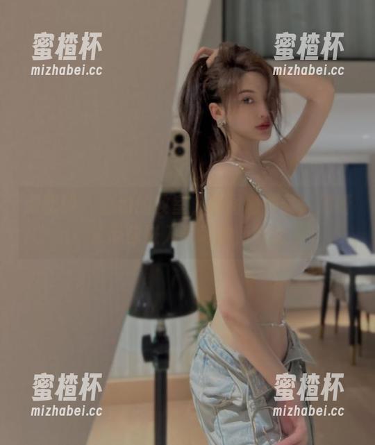 周妍希 微密圈 - 自由的教室,原图随便看,周妍希带你进入学习的新视角