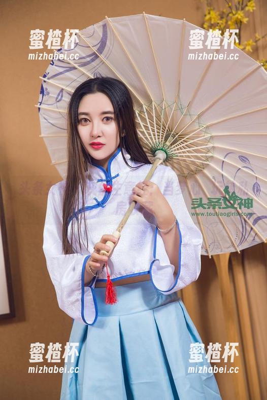 头条女神-梦心玥 头条女神 - 灰丝生意经:当梦心玥玩转私房收藏