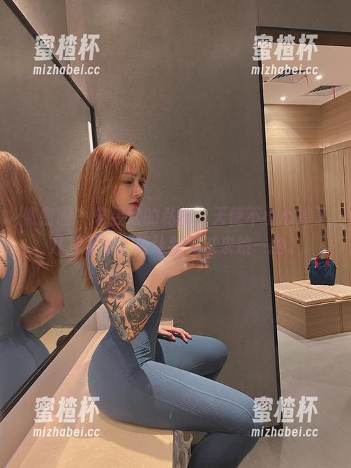 宋昱欣 微密圈 - 宋昱欣的私房,天使不小心掉了几片羽毛,真让我想过来捡一捡。