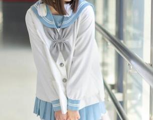 少女秩序 - 千澄的写真中，姐姐无意间流露出来的神秘，恍惚间让我遐想连连。