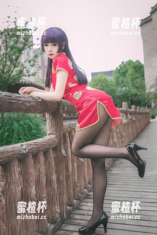 当巧克力小圆面包穿上短裤，照片还原了她的“夏日”哲学，原图表示：我也想要！
