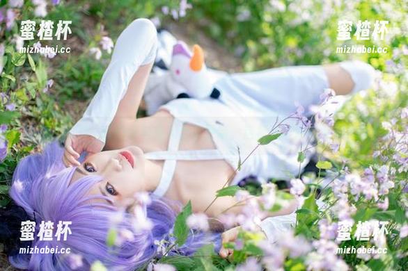 希希_啾 哇哦,希希_啾的香车美人合集更新,这机动车跟美女很配啊!