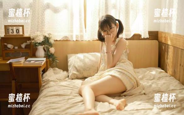 幼水铃衣 幼水铃衣最新灰丝合集:这一刻真想抓住时间,稀奇古怪的感觉涌上心头