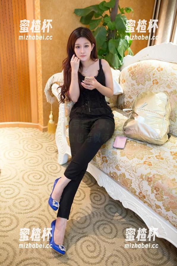 推女郎 - 曾水的写真分享：运动不只在球场，日常也可以有姿态。