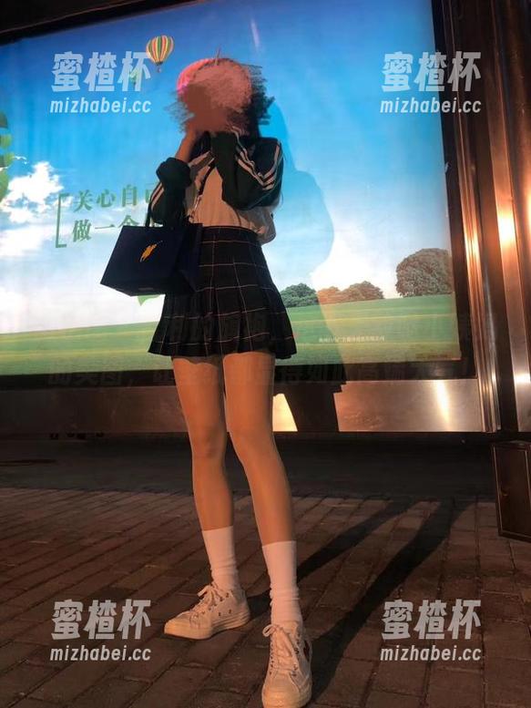 无敌哒小姨妈 微密圈 - 吉利的旗袍,这下无敌哒小姨妈的美图,让壁纸都显得如此高端大气!