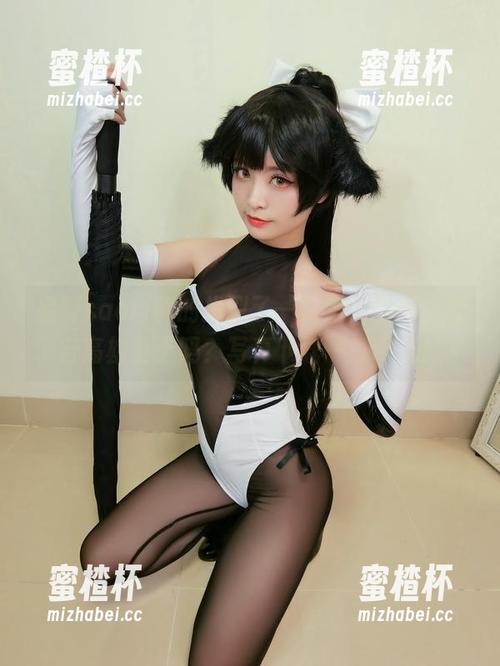 星野saori真的找到了一条赚钱的路，爱宕高雄至于吗？写真下载一气呵成！