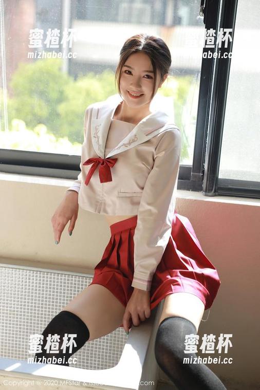模范学院-奶瓶子 模范学院 - 不怕黑!奶瓶子的黑色图包,免费送上,好奇心别停下!