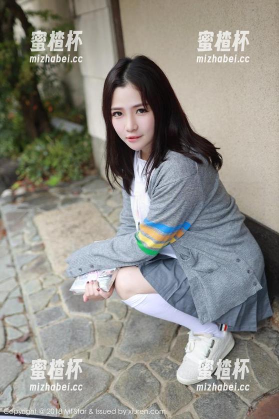 模范学院-艾莉Evelyn 模范学院 - 艾莉Evelyn白裙照原图流出,顶到一根丝带的绝妙角度,赶紧下载!
