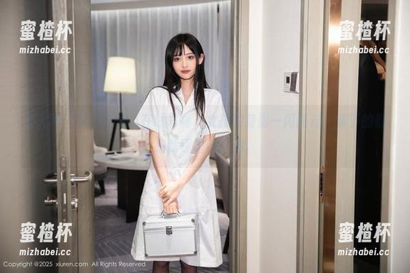 秀人网-兔子NINA 秀人网 - 兔子NINA在线写真,女孩的身影一闪而过,留下的都是我琢磨的余韵。