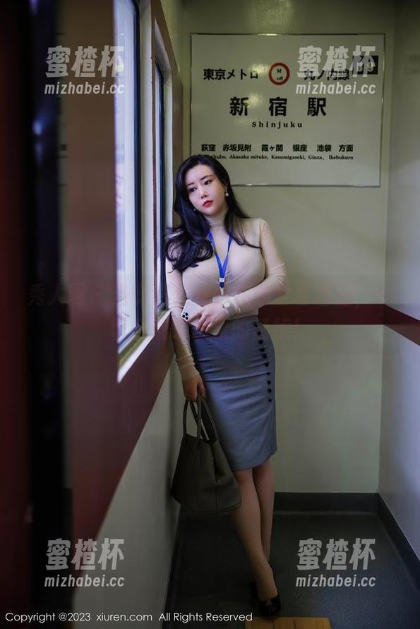 秀人网-安然儿 秀人网 - 当安然儿开始她的全套自拍,一切都成了想象的延续!