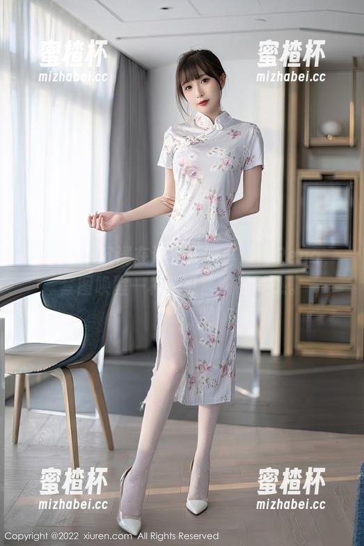 秀人网 - 沉浸在浴缸里的小海臀Rena，套图唤醒一种不可言喻的美感。