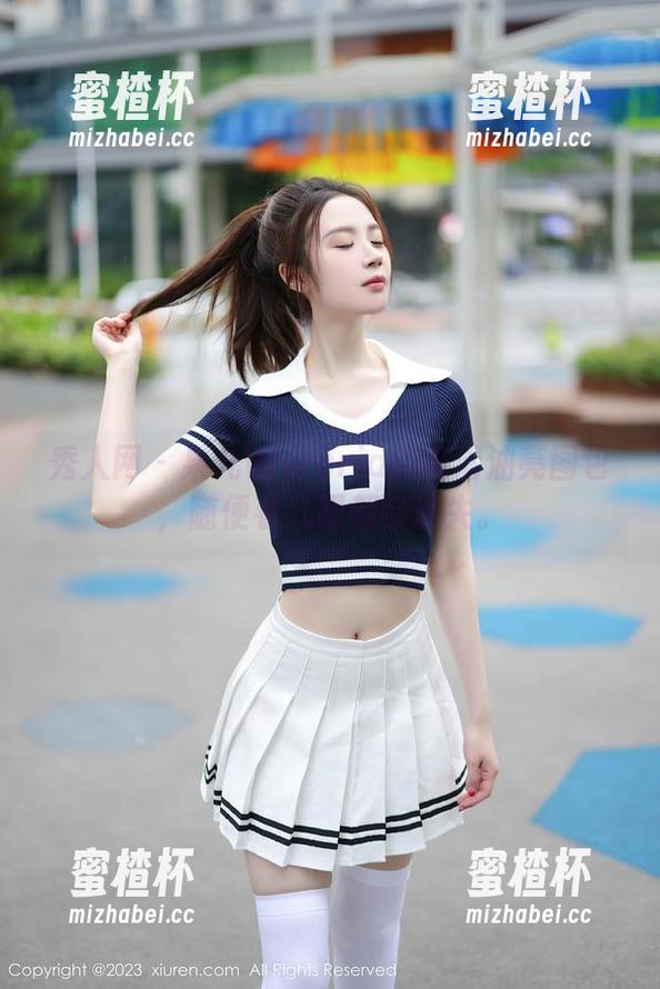 秀人网-果儿Victoria 秀人网 - 果儿Victoria的高清油亮图包,随便看几眼都会迷失。