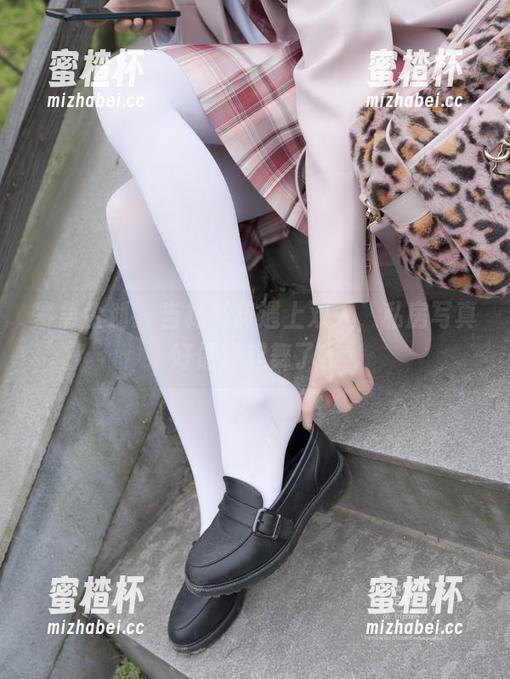 紧急企划 - 当林书辞遇上双人，私房写真好像要起舞了？