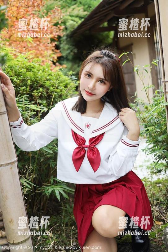 美媛馆-唐琪儿Beauty 美媛馆 - 唐琪儿Beauty的JK欢乐上线,免费图片一次性送给你!