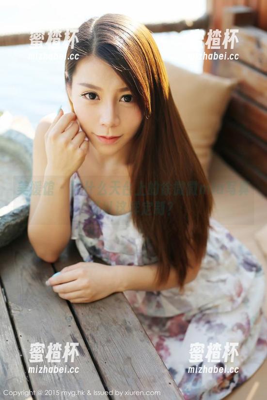 美媛馆-徐微微mia 美媛馆 - 凭什么天台上的徐微微mia写真可以这样定制?