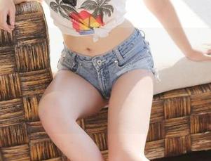 美媛馆 - 泳装图包在手，赵小米Kitty的全新更新让一切都变得不那么寒冷，想多看几眼的那种…。
