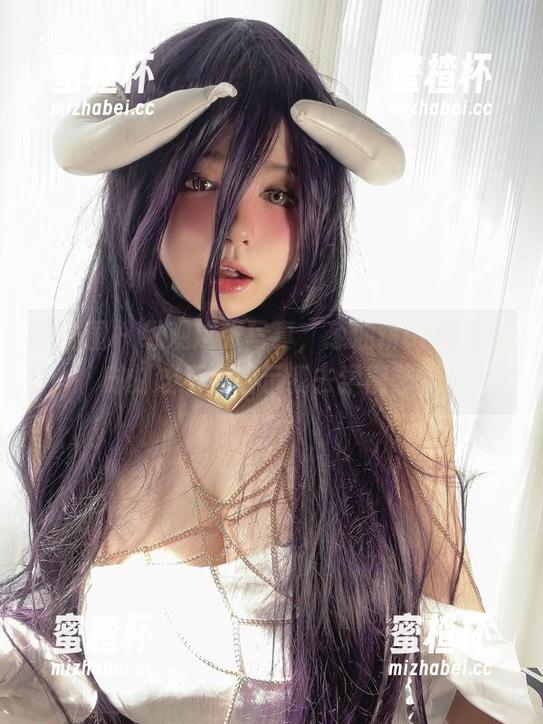 葱油饼er 微密圈 - 纵观这张写真,葱油饼er的光落时刻该不会暗示我去学厨艺?