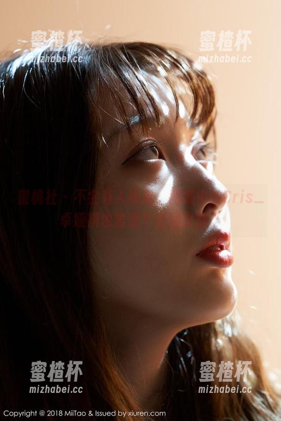 蜜桃社-Cris_卓娅祺 蜜桃社 - 不会有人知道,图集中的Cris_卓娅祺也曾是个普通女孩。