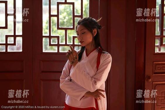蜜桃社-李颖诗 蜜桃社 - 最新的李颖诗:少女气息,怎一个“萌”字了得!
