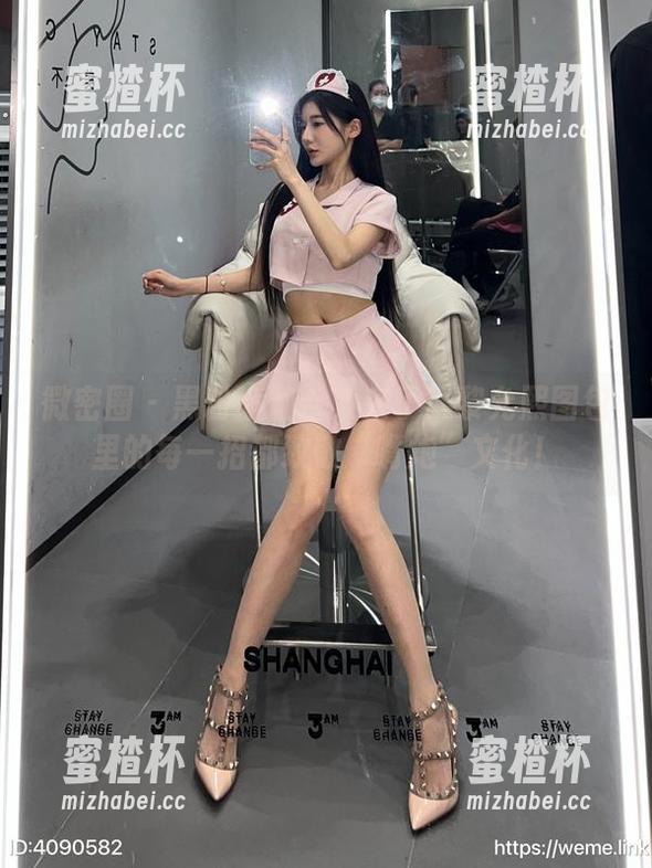 黎允熙 微密圈 - 黑粉瑜伽合集来了!黎允熙图包里的每一招都致敬“嘴炮”文化!